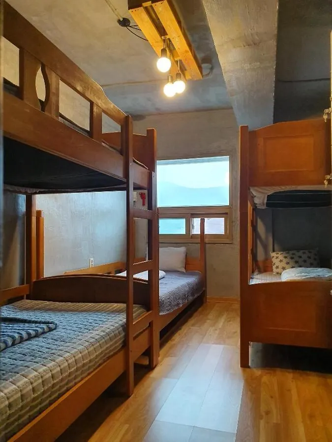 Hostel Cinnamon Tree Guest House Busan